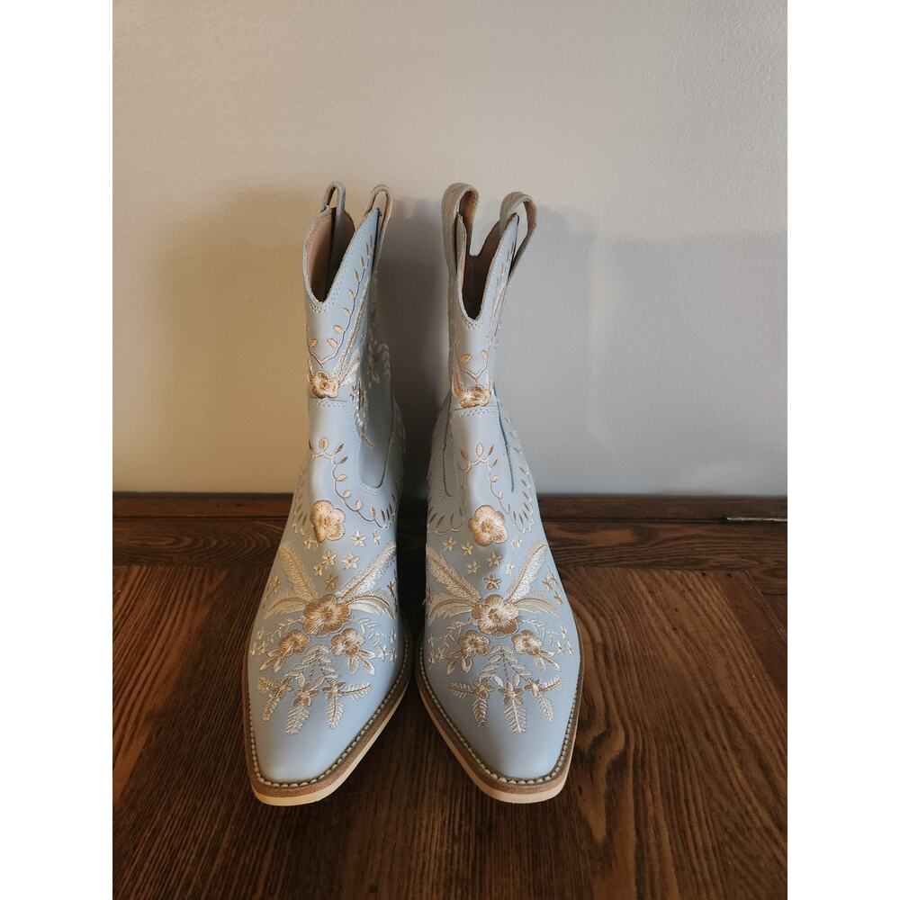 Mi.iM Dolly Floral Embroidered Heel Boots-Blue Sz 8 - Picture 3 of 6